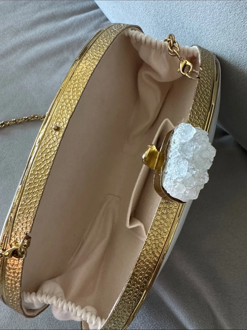 Genuine Mother of Pearl Clutch Purse Abalone Quartz Chain Seashell Bag 🧜🏻‍♀️🐚